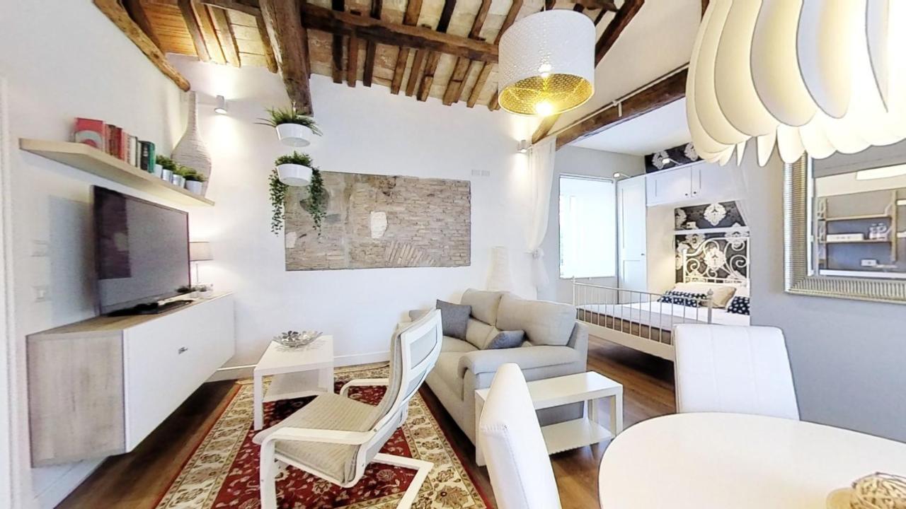 Вилла La Casa Nel Castello Остия-Антика Экстерьер фото