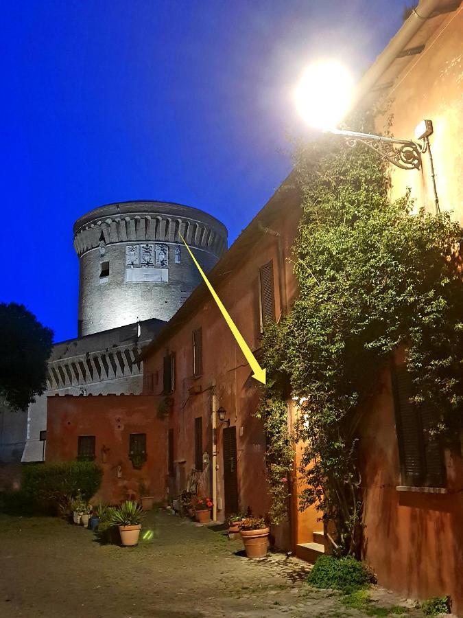 Вилла La Casa Nel Castello Остия-Антика Экстерьер фото